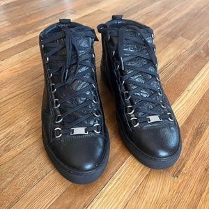 Balenciaga Arena Leather Black